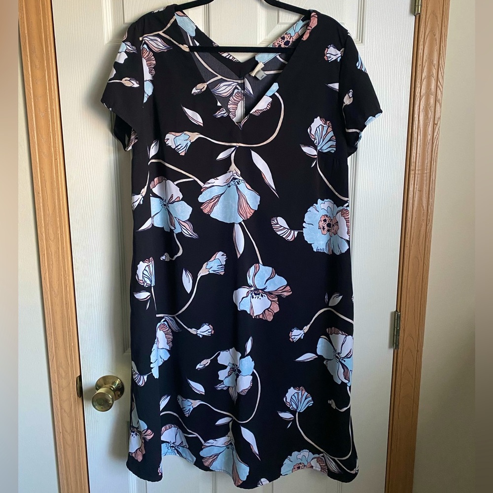A New Day short sleeve floral dress